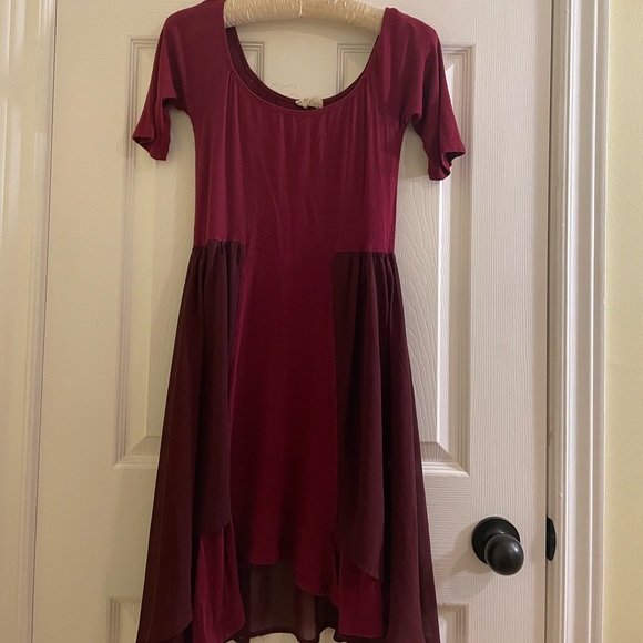 Little red dress โค๏ธ๐น - Picture 5 of 5